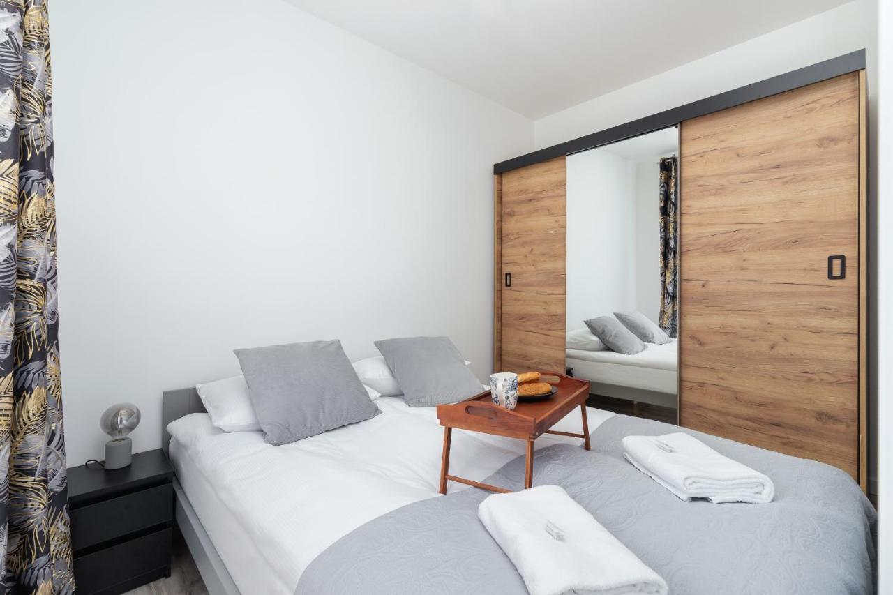 Salsa Apartments Cracow By Renters Krakow Bagian luar foto